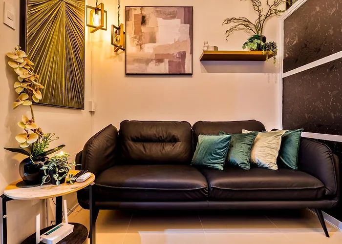 Forest-themed Cozy Near It Park 3* Cebu